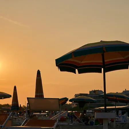 Two-bedroom In A Quiet Area Next To The Sea * Bibione